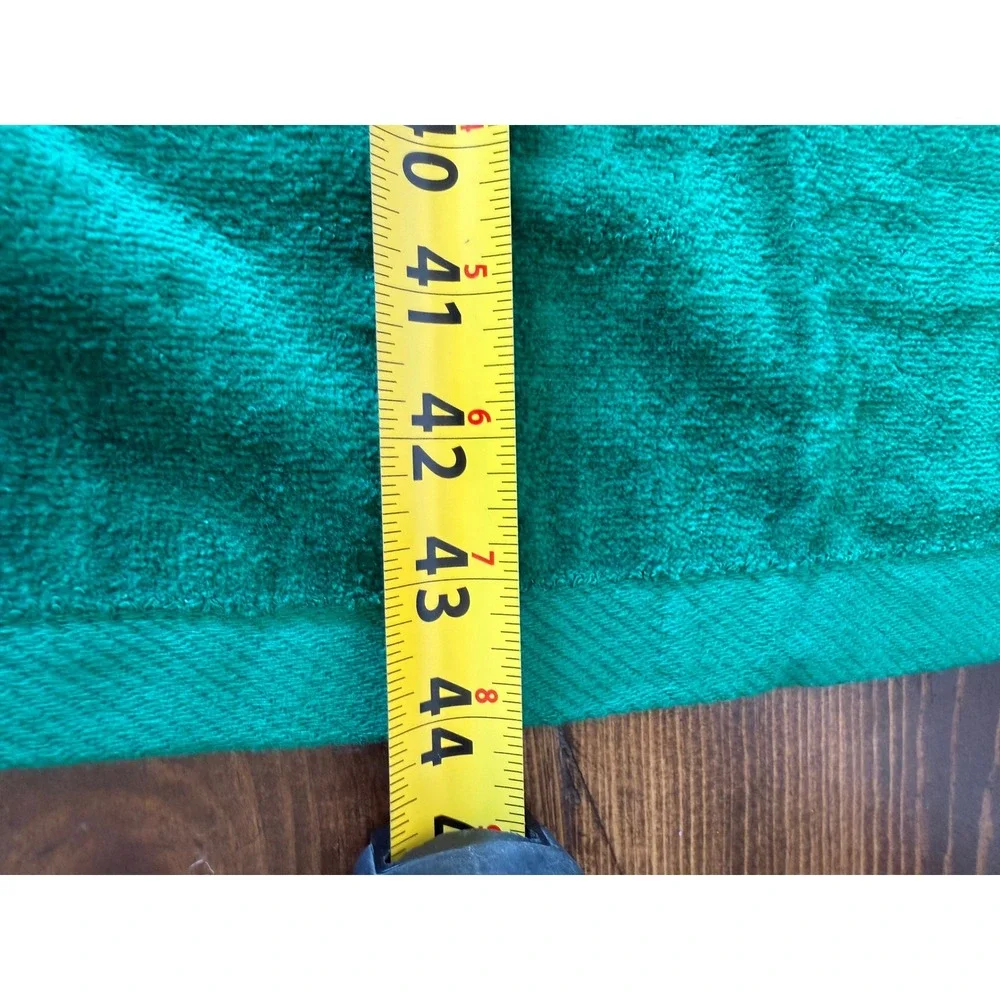 Vintage Christmas Green Towel Set Embroidered Dog Santa Cat 2pc Bath Hand Cotton